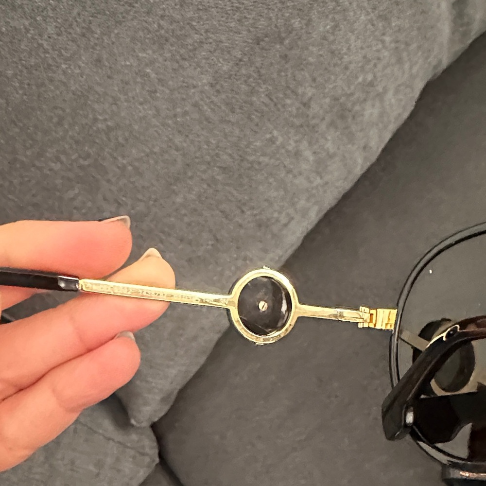 Versace sunglasses with box/case - Picture 6 of 11